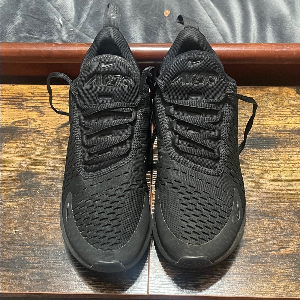 Nike Air Max All Black Sneakers